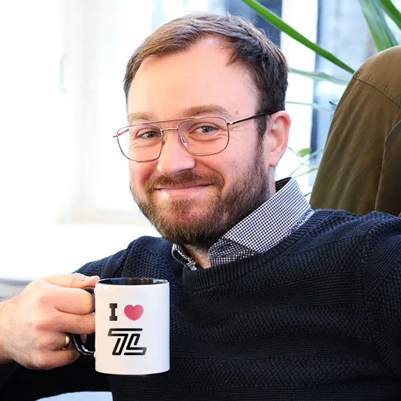 simon with coffee